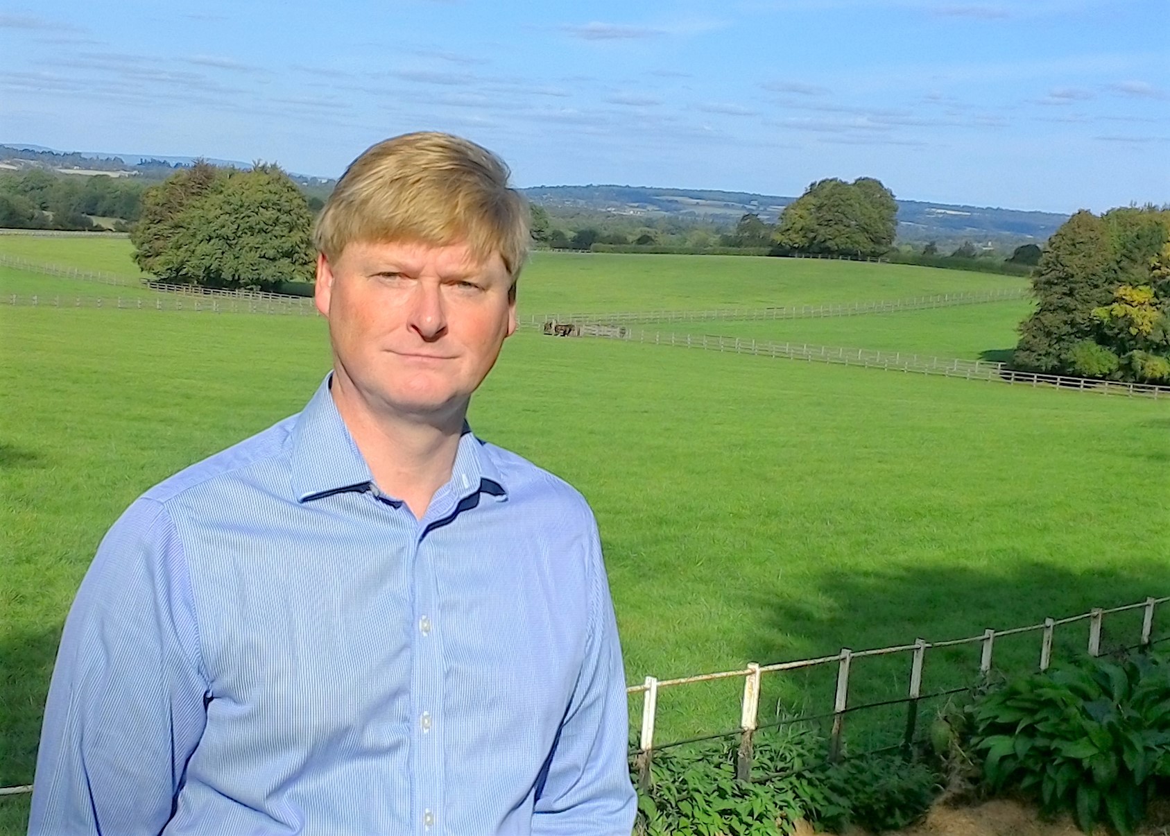 photograph of Simon Mitchell